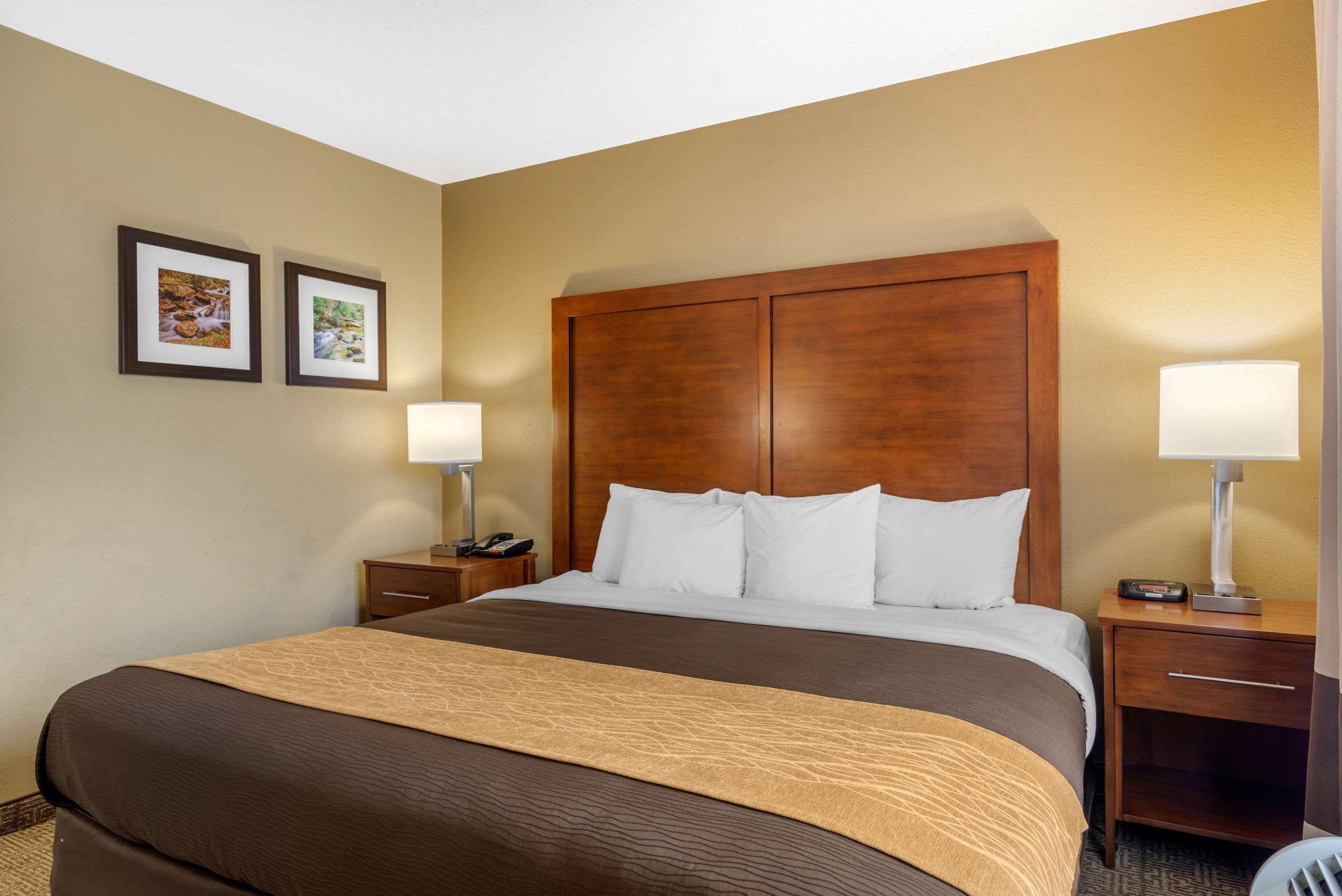 Comfort Inn & Suites Peachtree Corners Норкрос Екстериор снимка