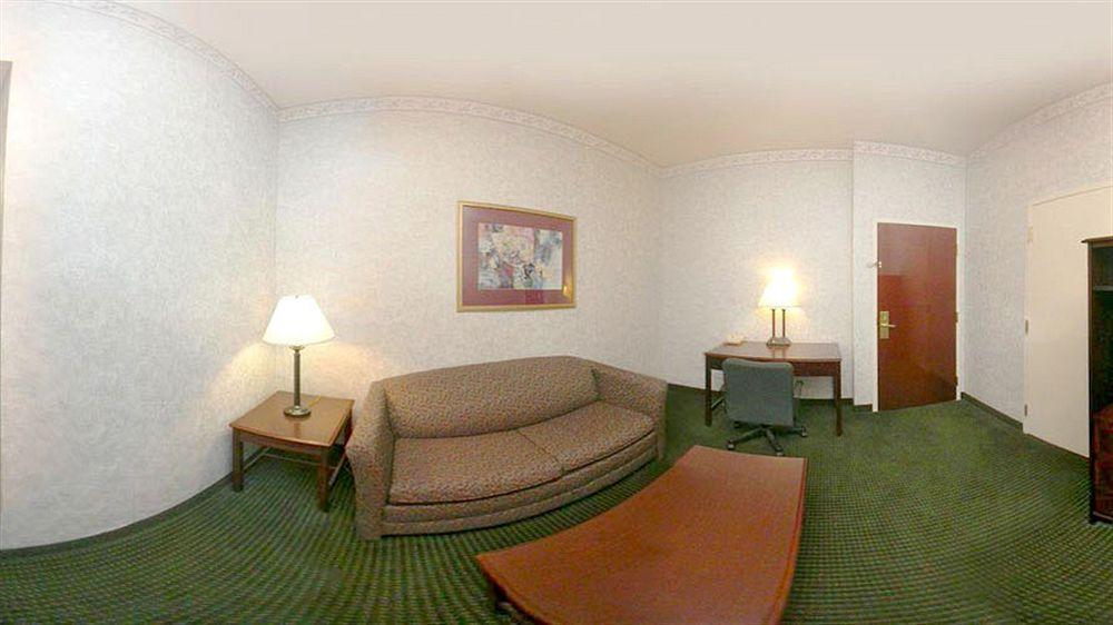 Comfort Inn & Suites Peachtree Corners Норкрос Екстериор снимка