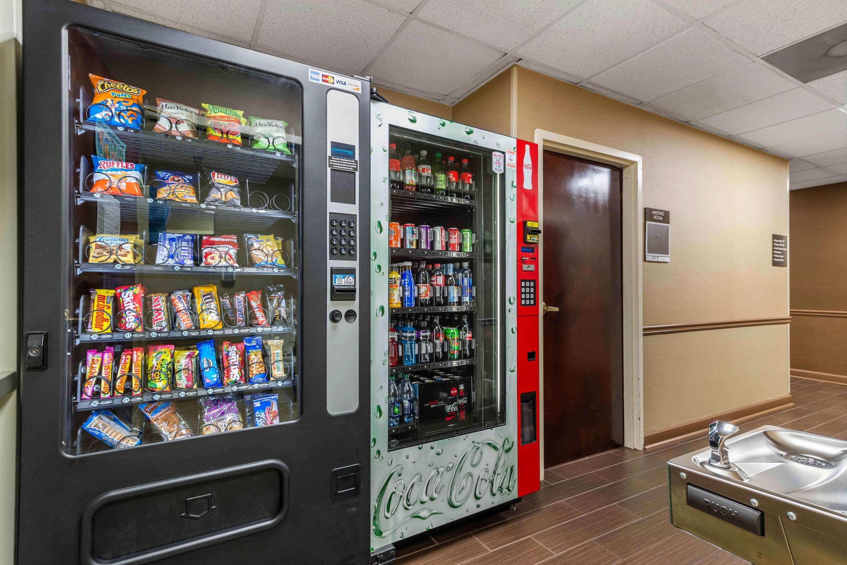 Comfort Inn & Suites Peachtree Corners Норкрос Екстериор снимка