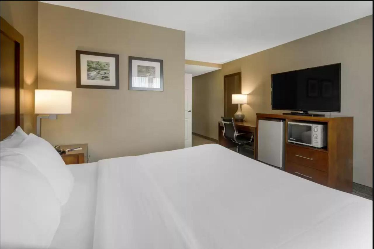 Comfort Inn & Suites Peachtree Corners Норкрос Екстериор снимка