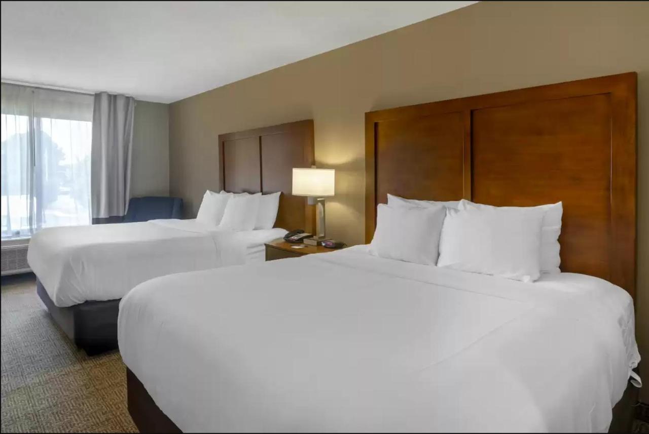 Comfort Inn & Suites Peachtree Corners Норкрос Екстериор снимка
